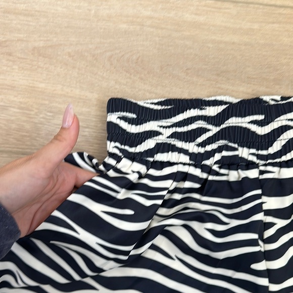 Brunette The Label Zebra Print Women's Satin Shorts - Picture 4 of 6